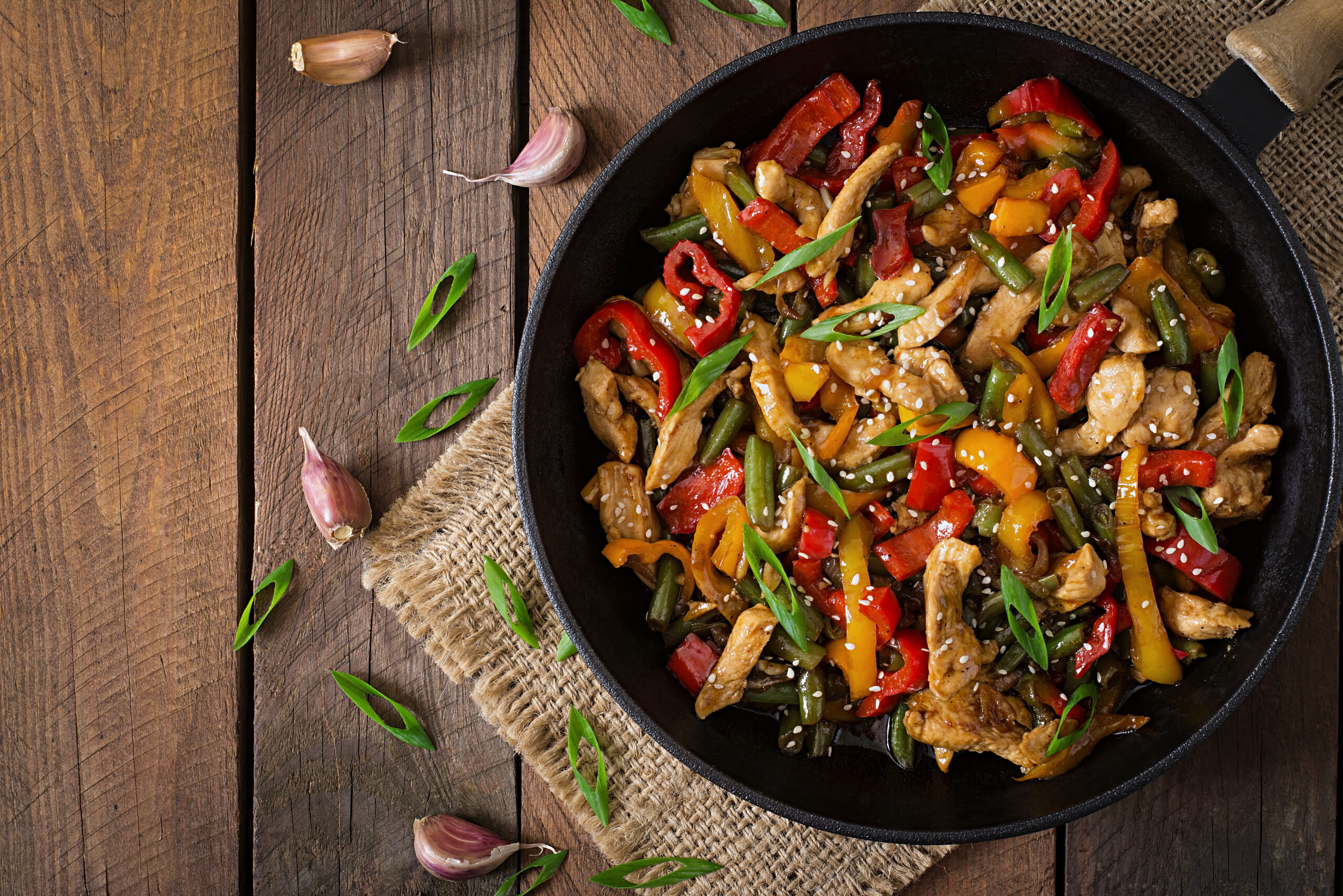 stir fry chicken sweet peppers green beans scaled